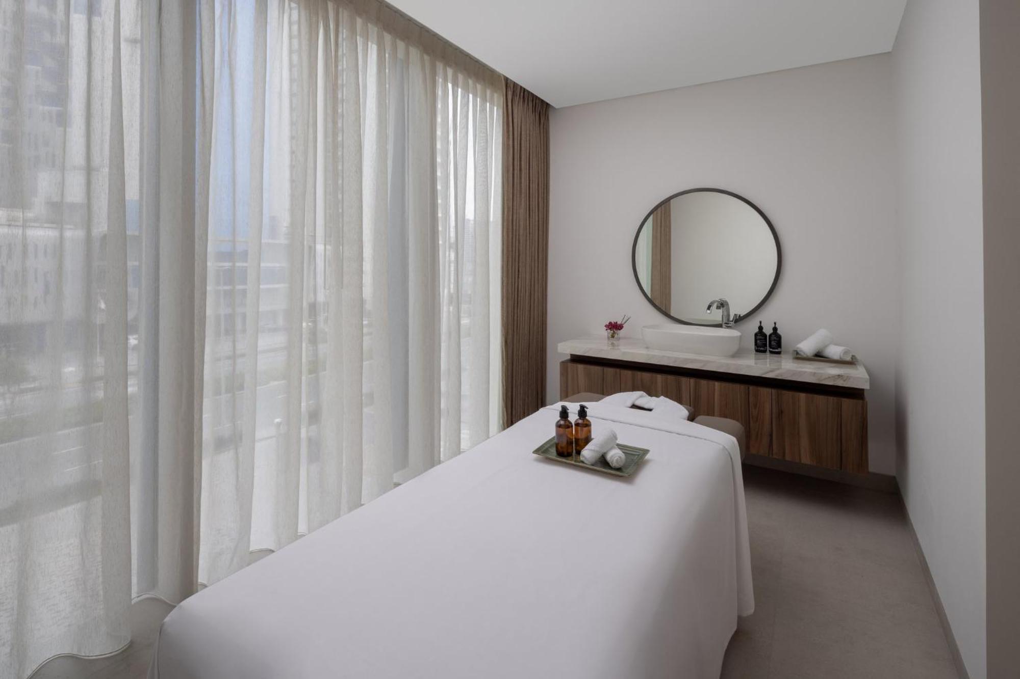 Holiday Inn Dubai Business Bay By Ihg Luaran gambar